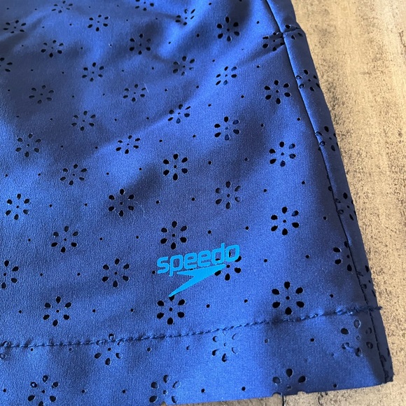 Speedo skort small - Picture 7 of 7